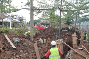 Perimeter wall construction photography